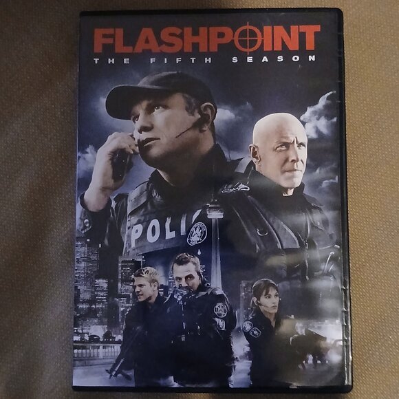 Flashpoint: The Complete Series - 18 DVDs - Picture 7 of 9